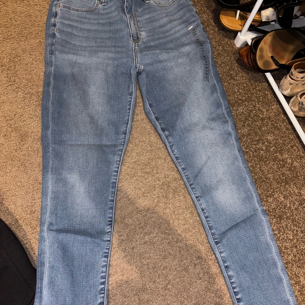 American Eagle Outfitters Light Blue Skinny Jeans